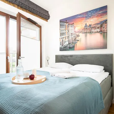 Elegancki 3city Blisko Rzeki W Gdansku By Renters Apartment Gdansk